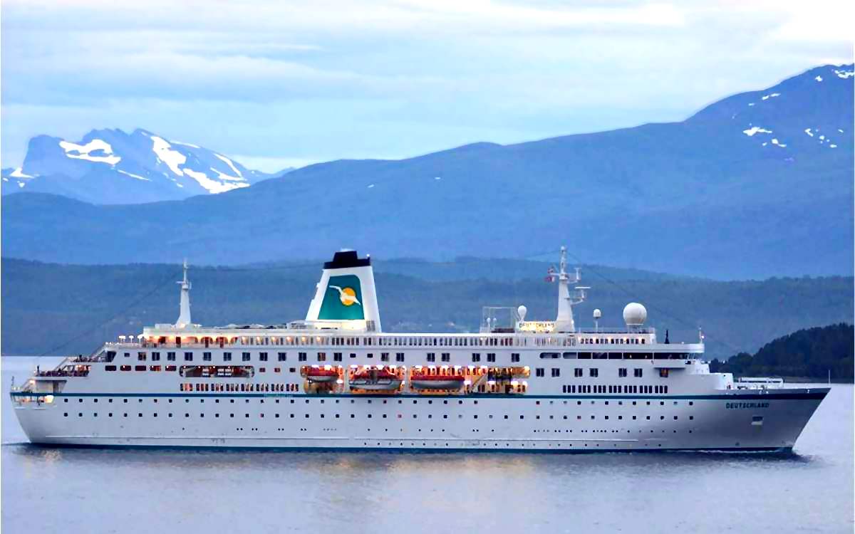 Foto: Luxus Kreuzfahrt Schiff MS Deutschland - Berhmt geworden als ZDF-Traumschiff